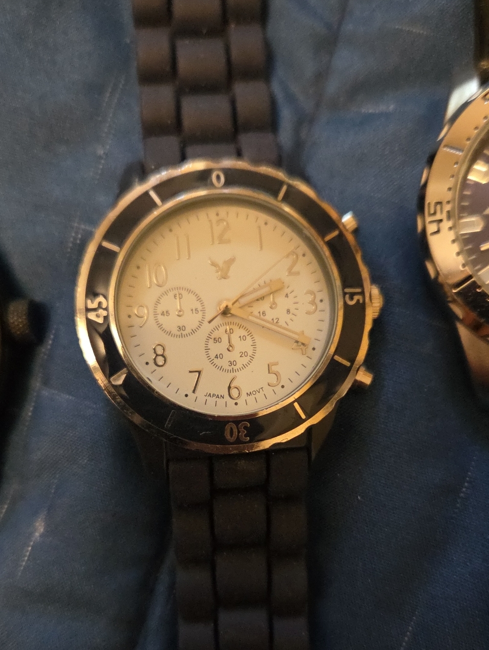 Watch - Picture 3 of 11